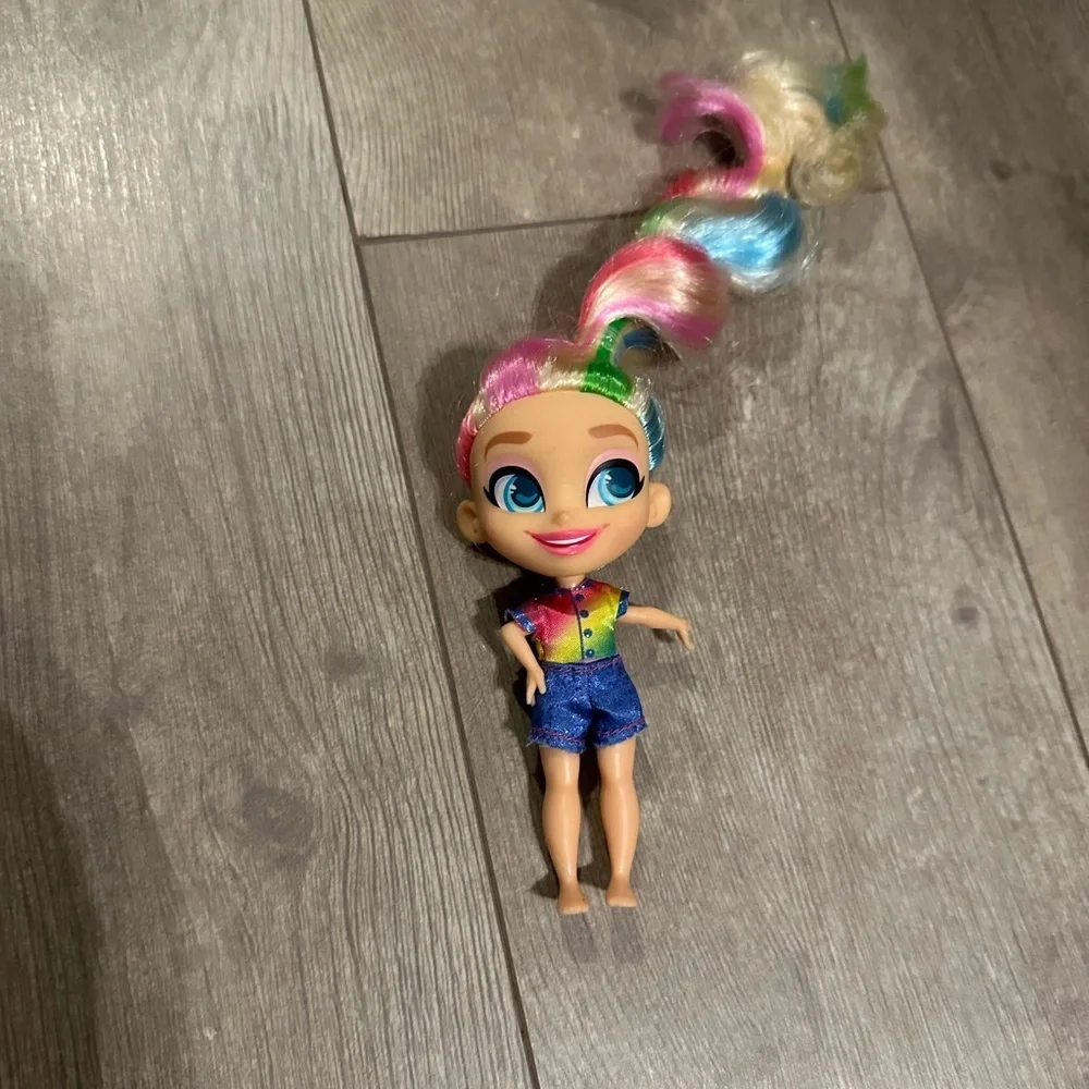 Hairdorables Loves Series 2 JoJo Siwa Doll Colorful Doll with Rainbow Hair